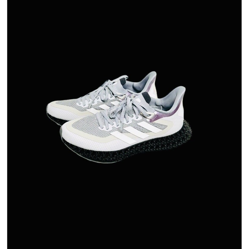 Adidas Women’s Size 7 Halo Silver/Zero Metalic/Matt Purple ITEM 78